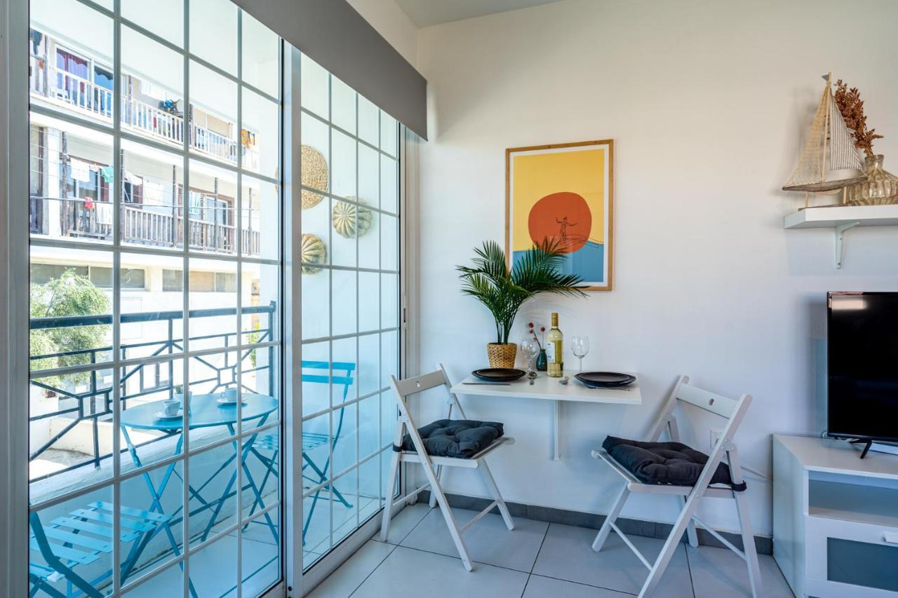 Sofia'S Cosy Studio In Larnaca Exterior photo